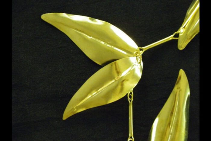 Single Strand Polished Brass Maile Lei