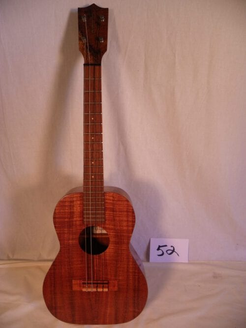 Beautiful Vintage Kamaka Baritone Ukulele