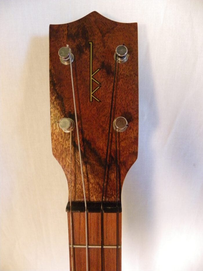 Beautiful Vintage Kamaka Baritone Ukulele - 画像 (2)