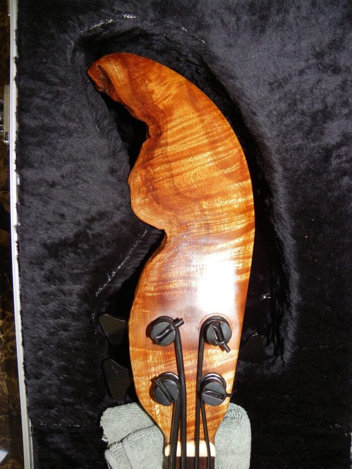 Historical Prototype Ukulele Bass - 画像 (5)