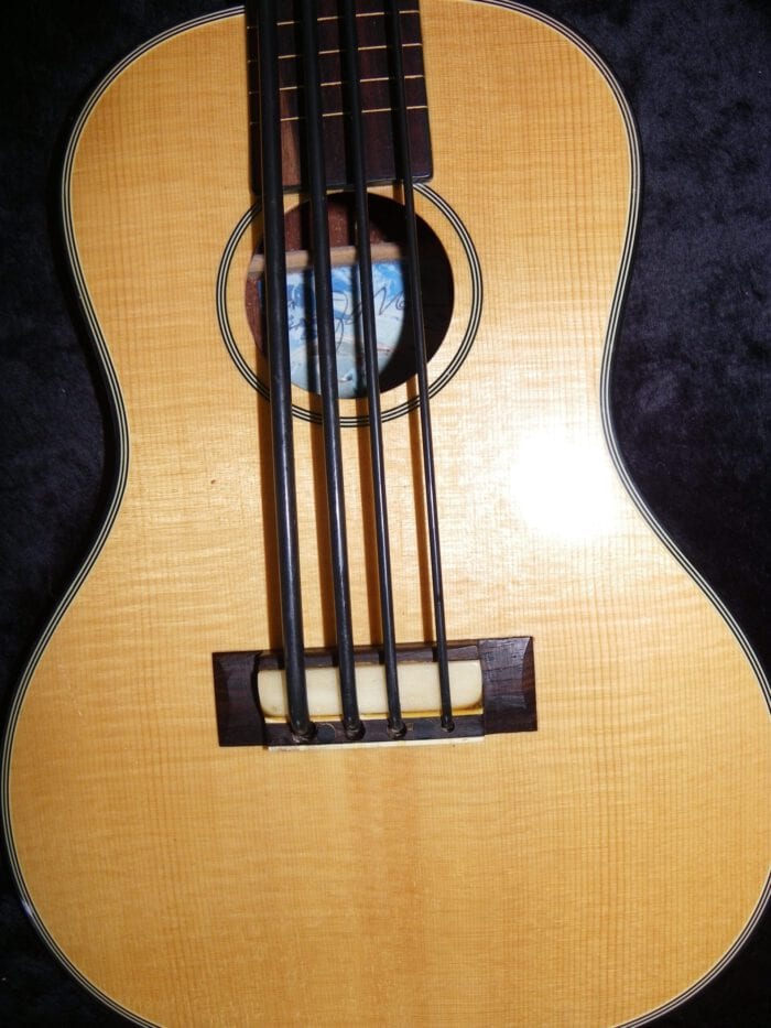 Historical Prototype Ukulele Bass - 画像 (31)
