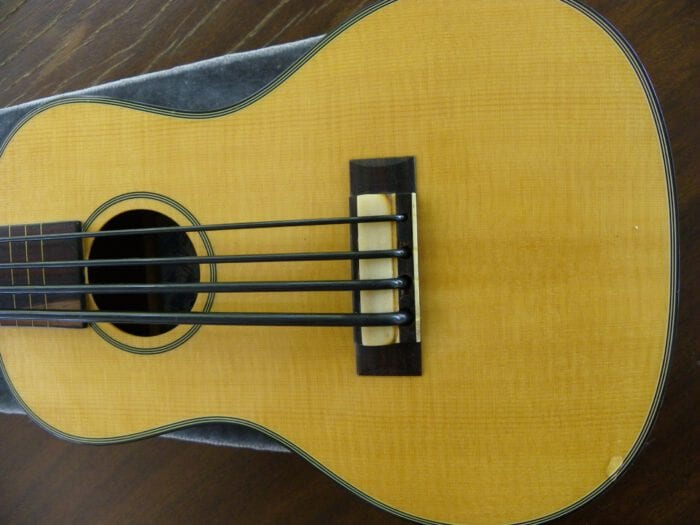 Historical Prototype Ukulele Bass - 画像 (7)