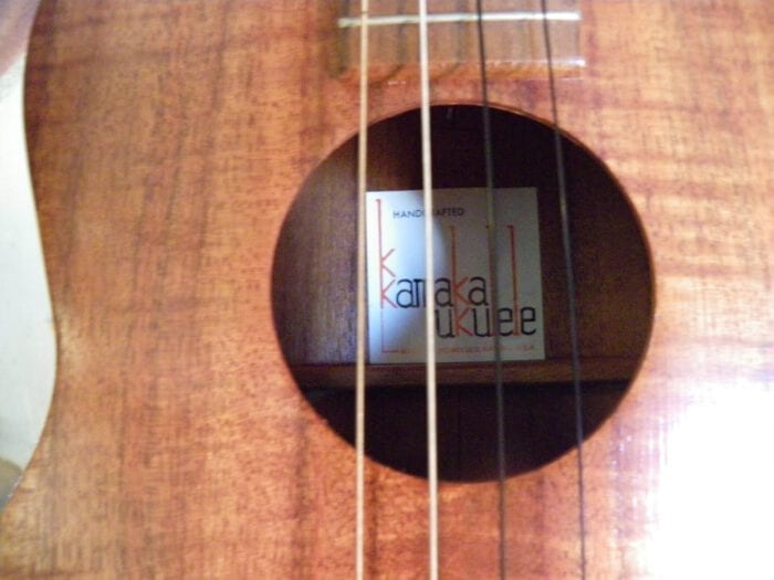 Beautiful Vintage Kamaka Baritone Ukulele - 画像 (9)