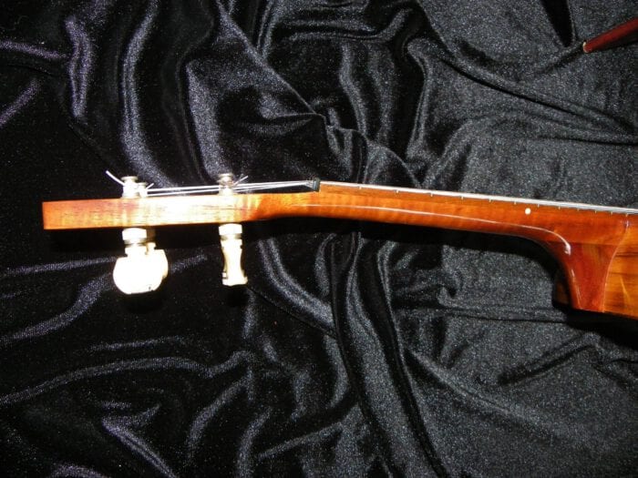 Vintage Kamaka Concert Ukulele, All Hawaiian Koa wood almost 50 years old !....near mint condition, crack free - 画像 (18)